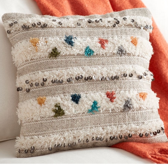 Pottery Barn Lina Moroccan Wedding Blanket Pillow Cover 18" x 18" - Picture 1 of 13